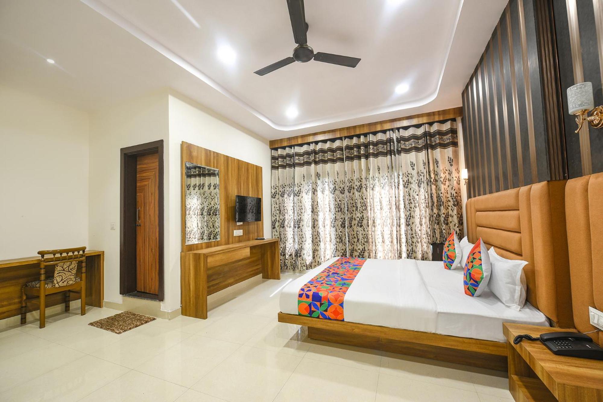 Fabhotel Golden Tree Αμριτσάρ Εξωτερικό φωτογραφία